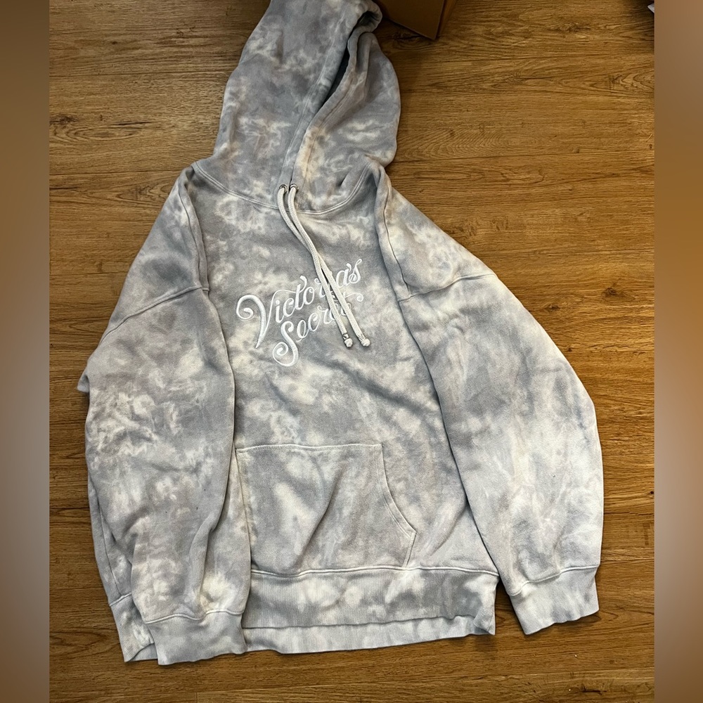 Victoria Secret Hoodie xl